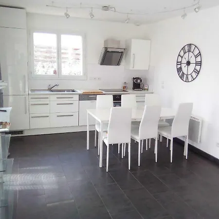 Cam House Villa
